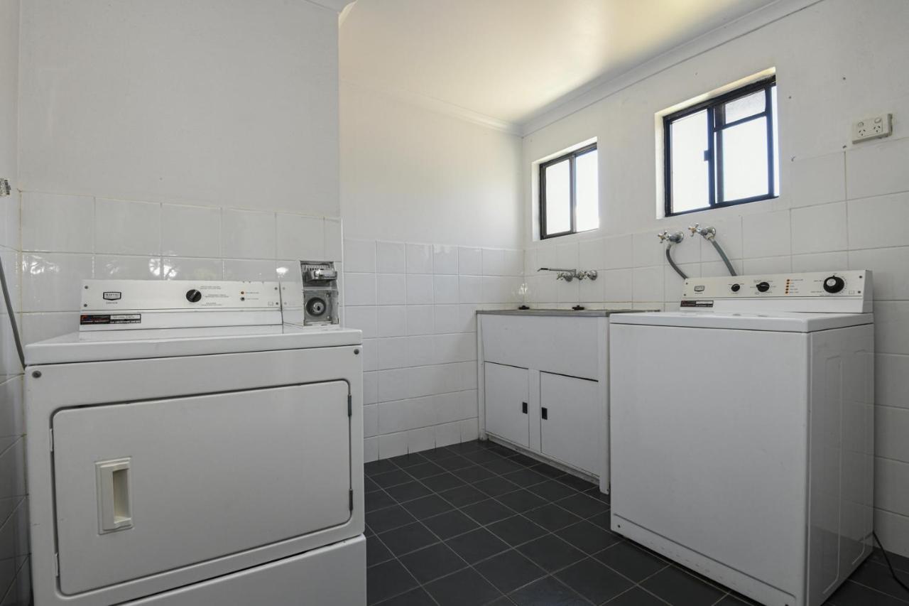 Alara Motor Inn Mackay Exterior foto